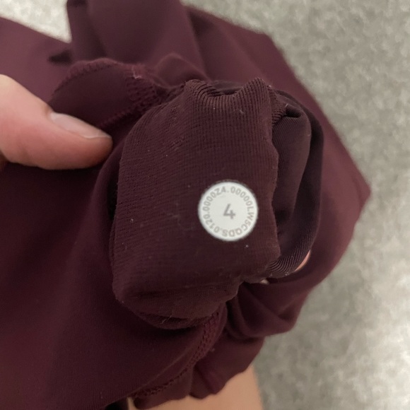 Lululemon Invigorate Leggings 25” - Picture 5 of 7